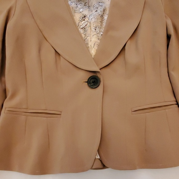 ❌❌ sold ❌❌XOXO Blazer NWOT size small - Picture 5 of 5